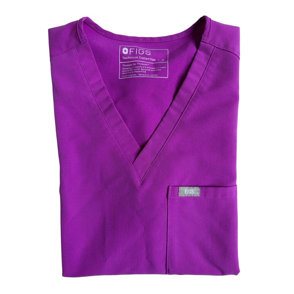 FIGS Women's Catarina One-Pocket Scrub Top (Magenta) - Small
